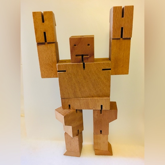 Cubebot - Picture 3 of 11
